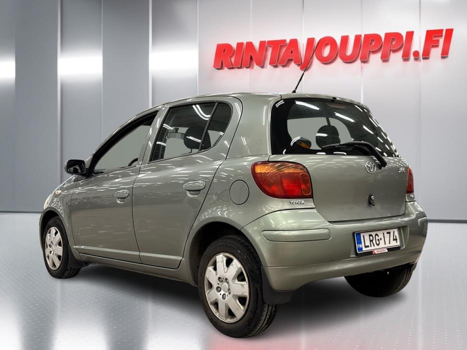 TOYOTA Yaris 2004