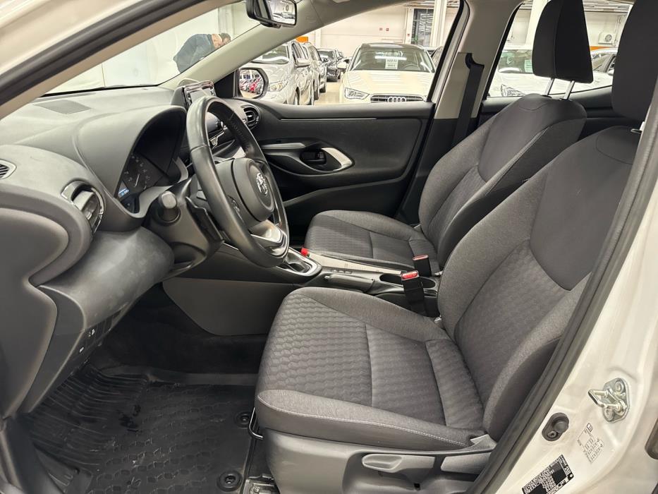 TOYOTA Yaris 2022