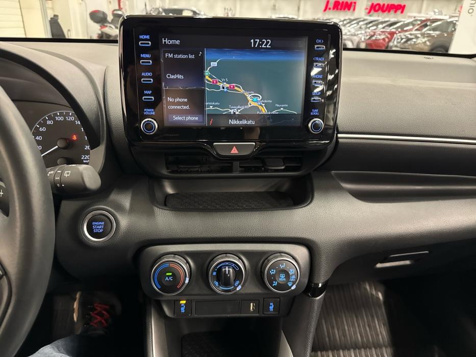 TOYOTA Yaris 2022