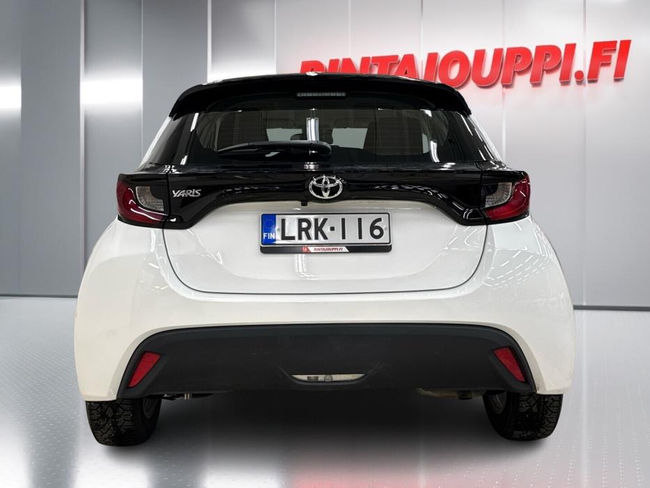 TOYOTA Yaris 2022