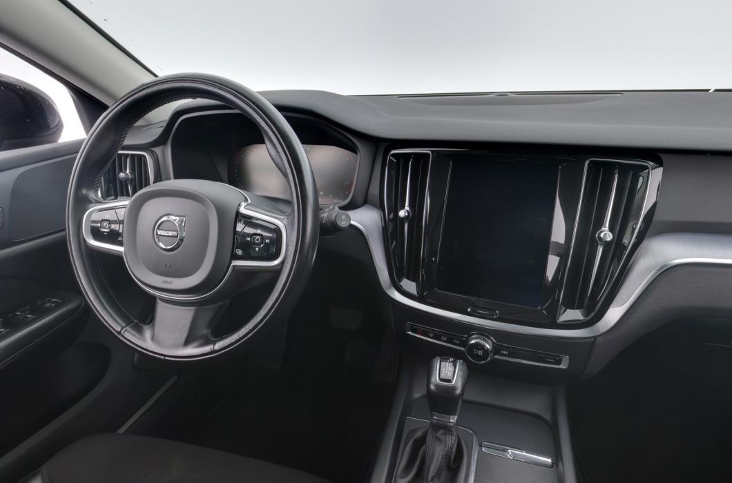 VOLVO V60 2019