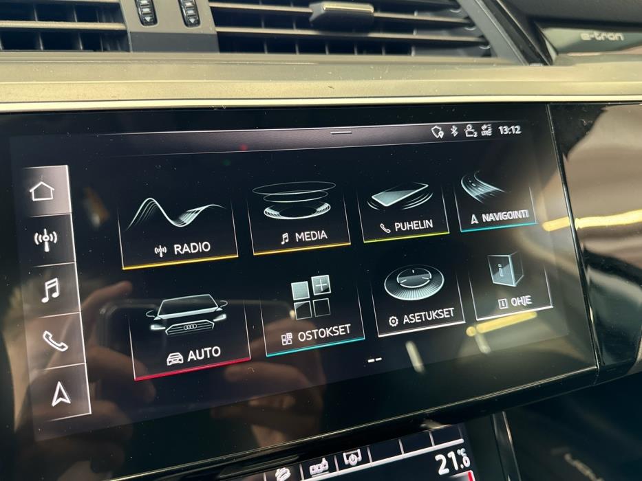 AUDI e-tron 2020