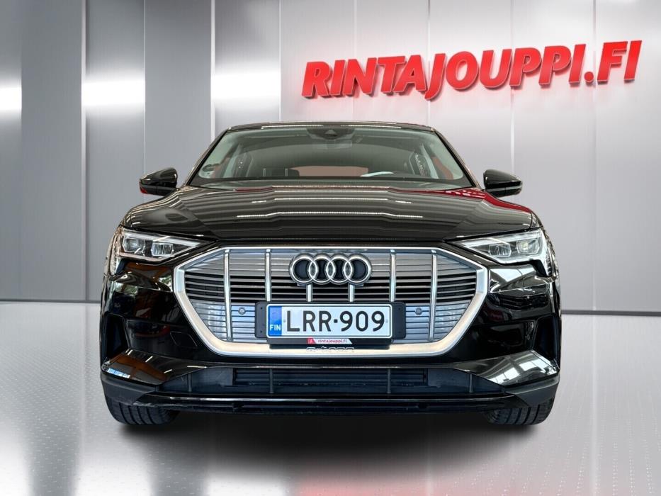 AUDI e-tron 2020