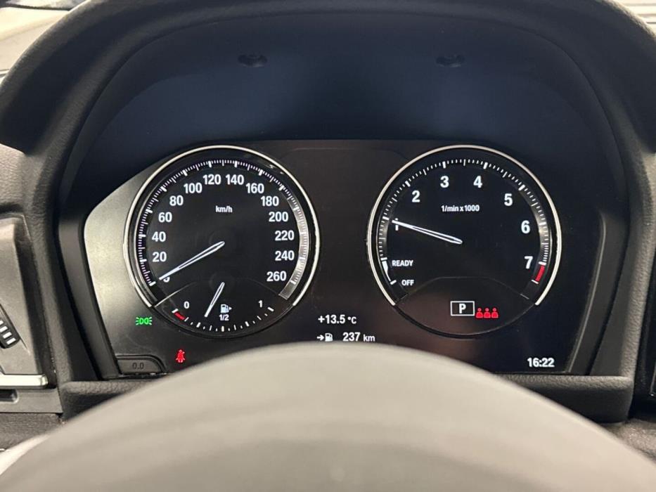 BMW 218 2022