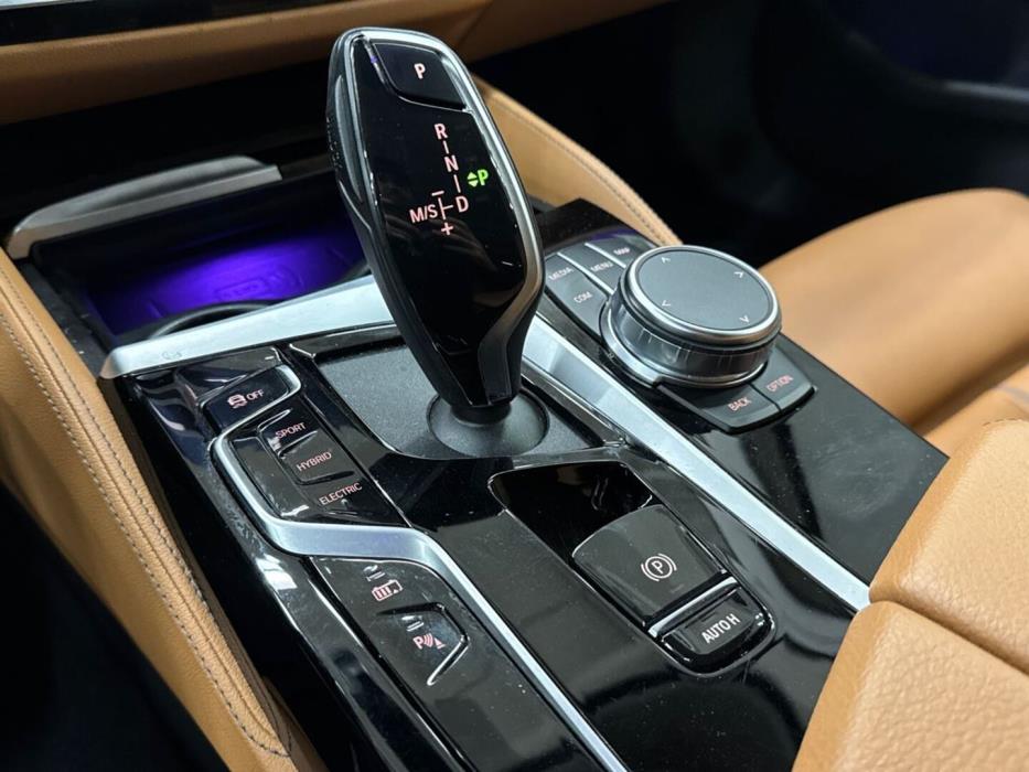 BMW 530 2023