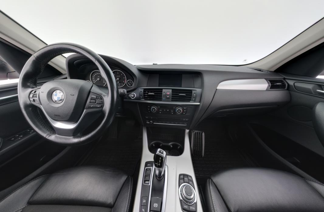 BMW X3 2011