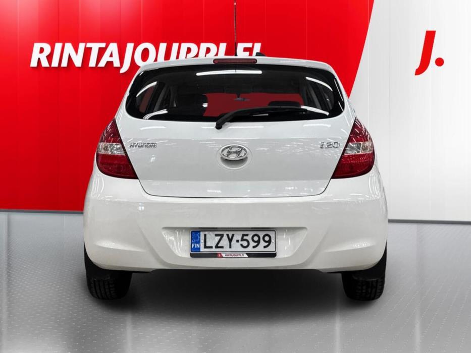 HYUNDAI i20 2012