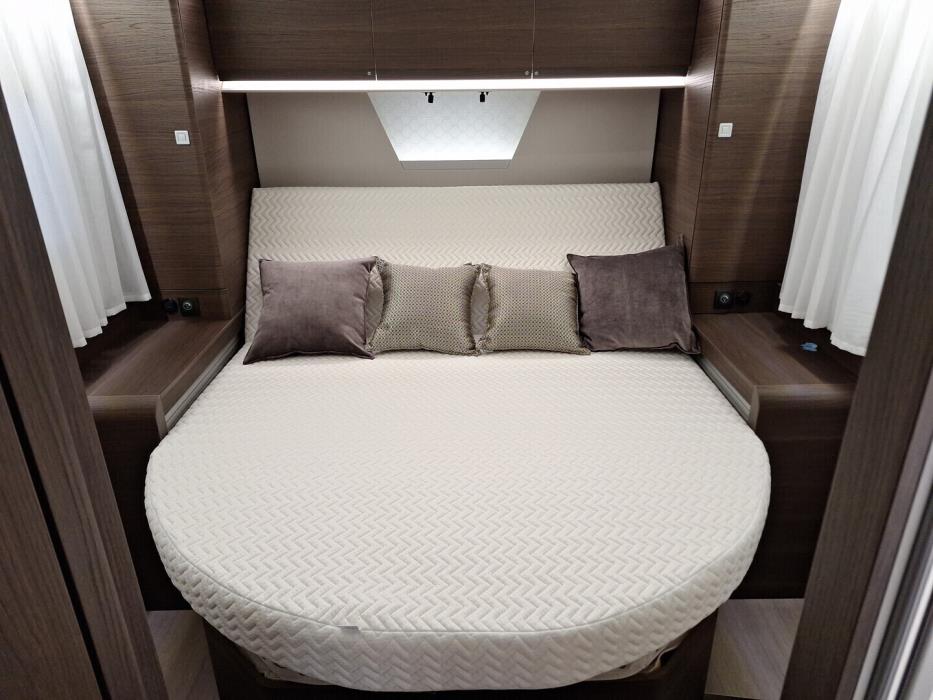 ADRIA MATRIX SUPREME 670 SC 2026