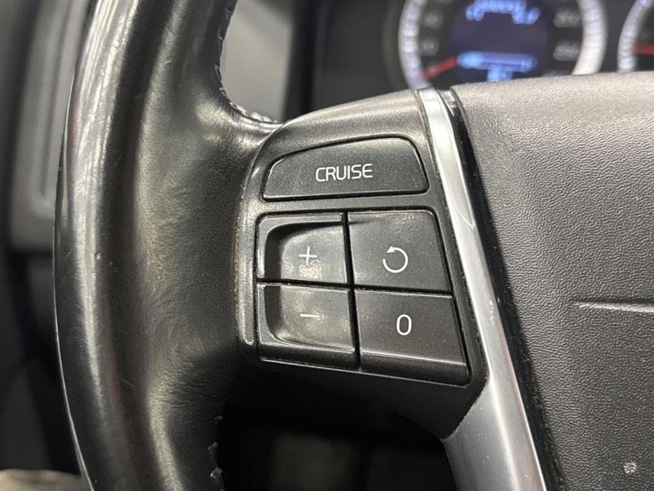 VOLVO XC60 2010