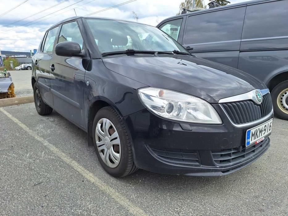 SKODA Fabia 2012