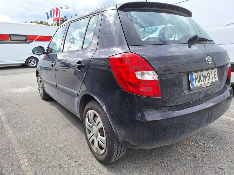 SKODA Fabia 2012