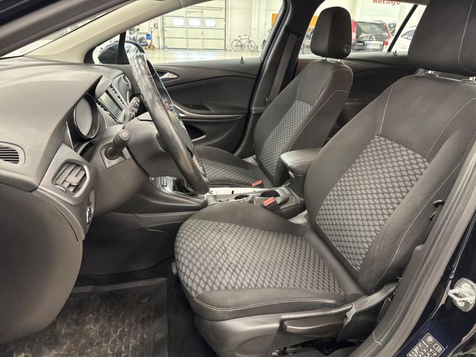 OPEL Astra 2018