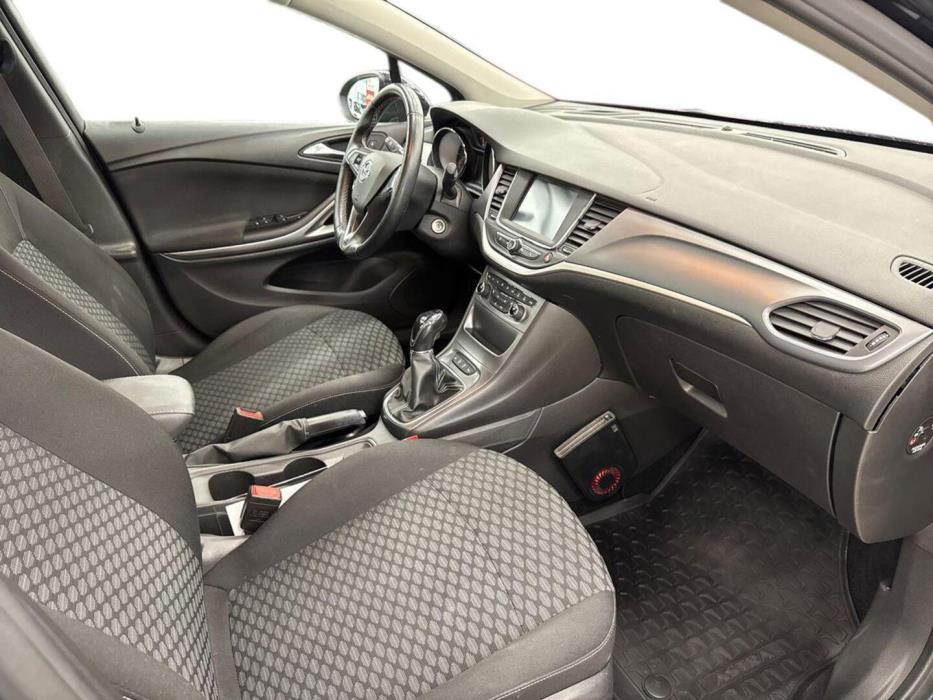 OPEL Astra 2018