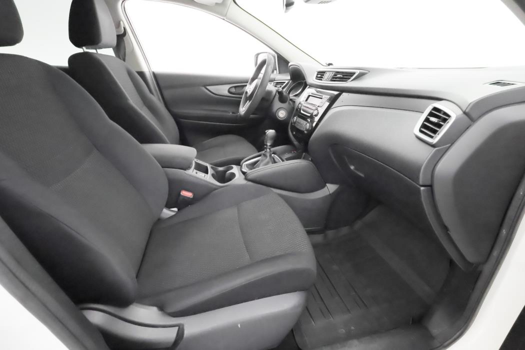 NISSAN Qashqai 2017
