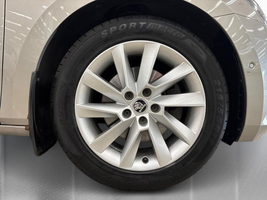 SKODA Superb 2017
