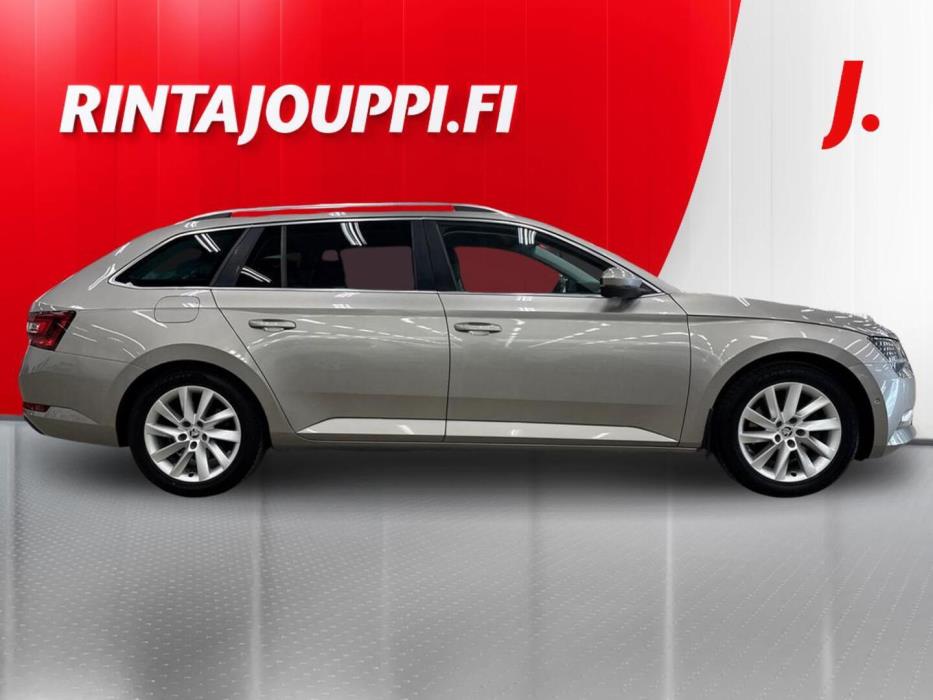 SKODA Superb 2017