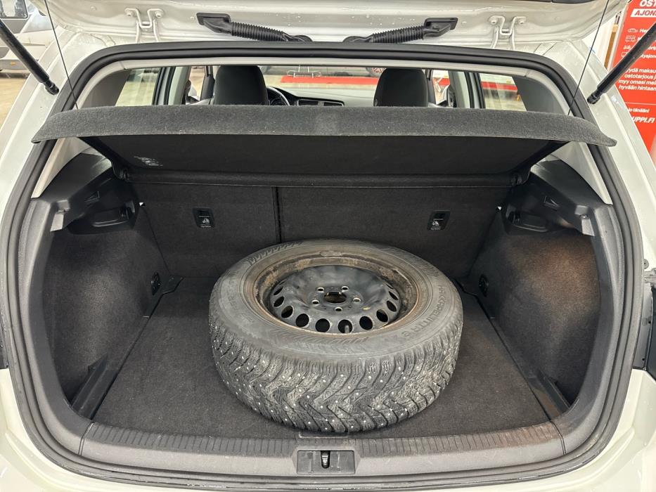 VOLKSWAGEN Golf 2018