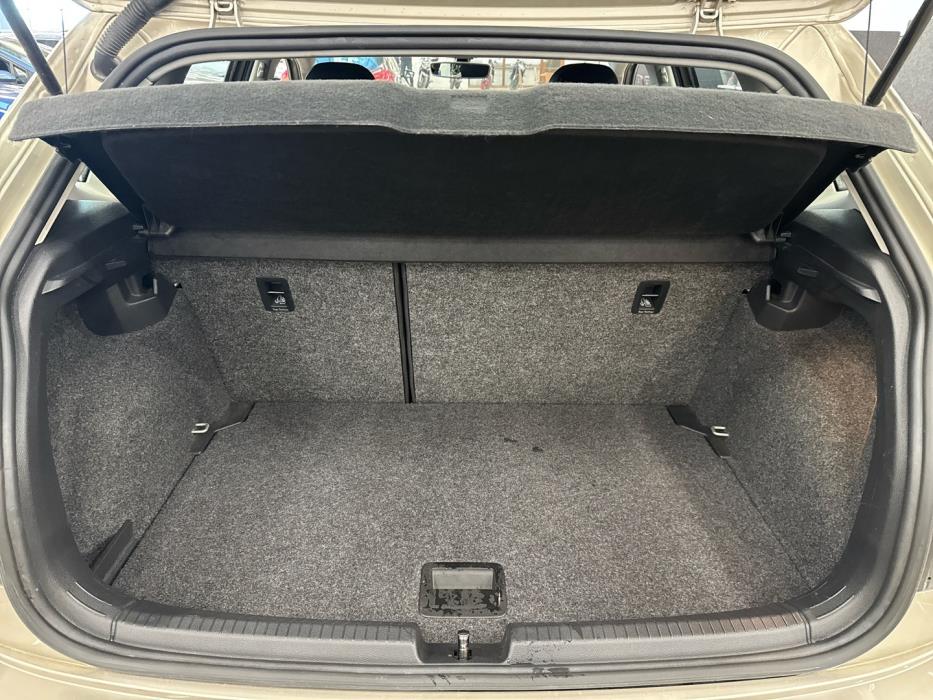 VOLKSWAGEN Polo 2018