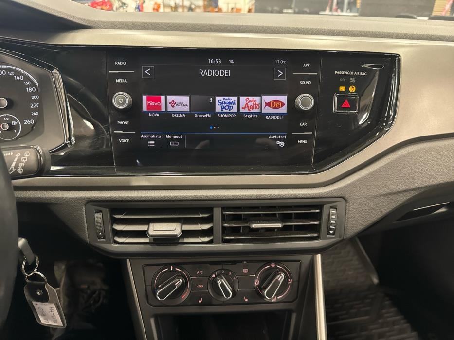 VOLKSWAGEN Polo 2018