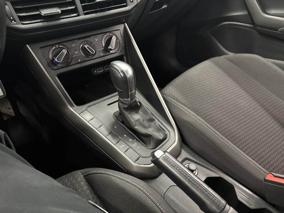 VOLKSWAGEN Polo 2018