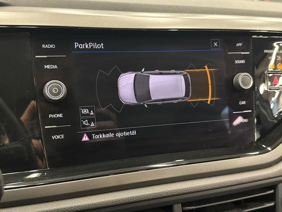 VOLKSWAGEN Polo 2018
