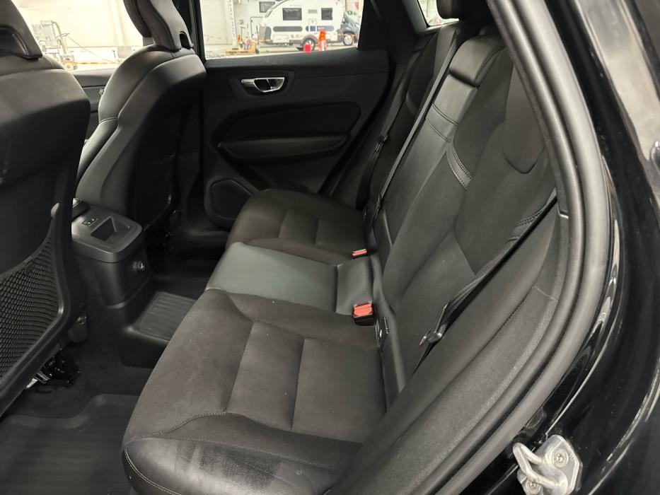 VOLVO XC60 2018