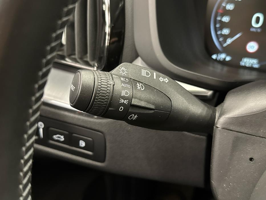 VOLVO XC60 2018