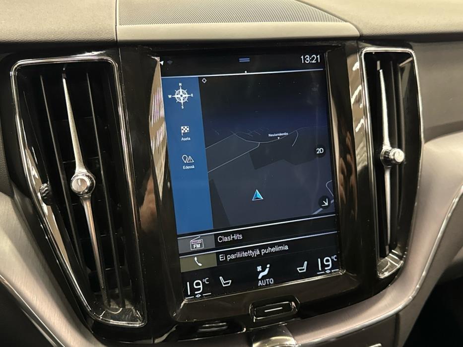 VOLVO XC60 2018