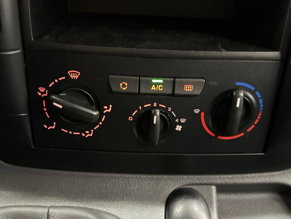 TOYOTA Proace 2015