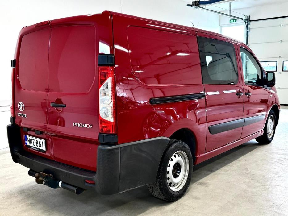 TOYOTA Proace 2015