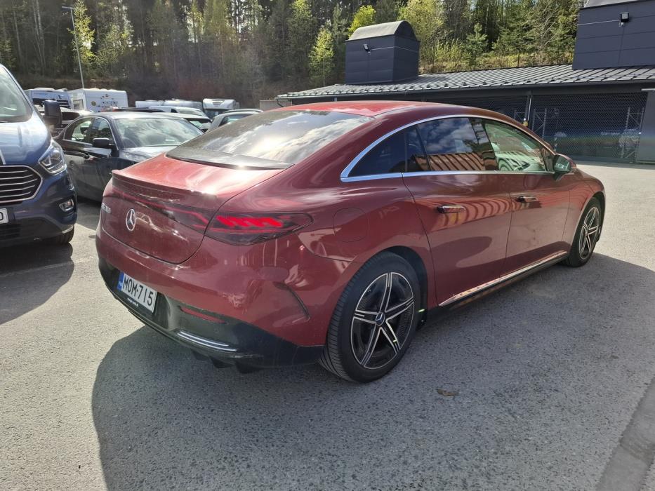 MERCEDES-BENZ EQE 2023