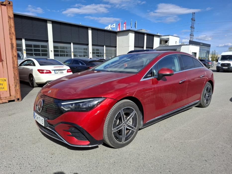MERCEDES-BENZ EQE 2023