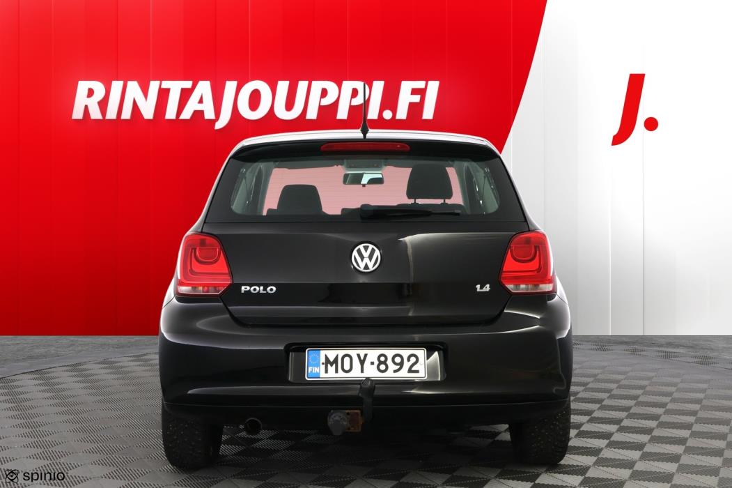 VOLKSWAGEN Polo 2011