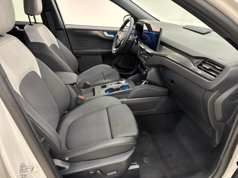 FORD Kuga 2026