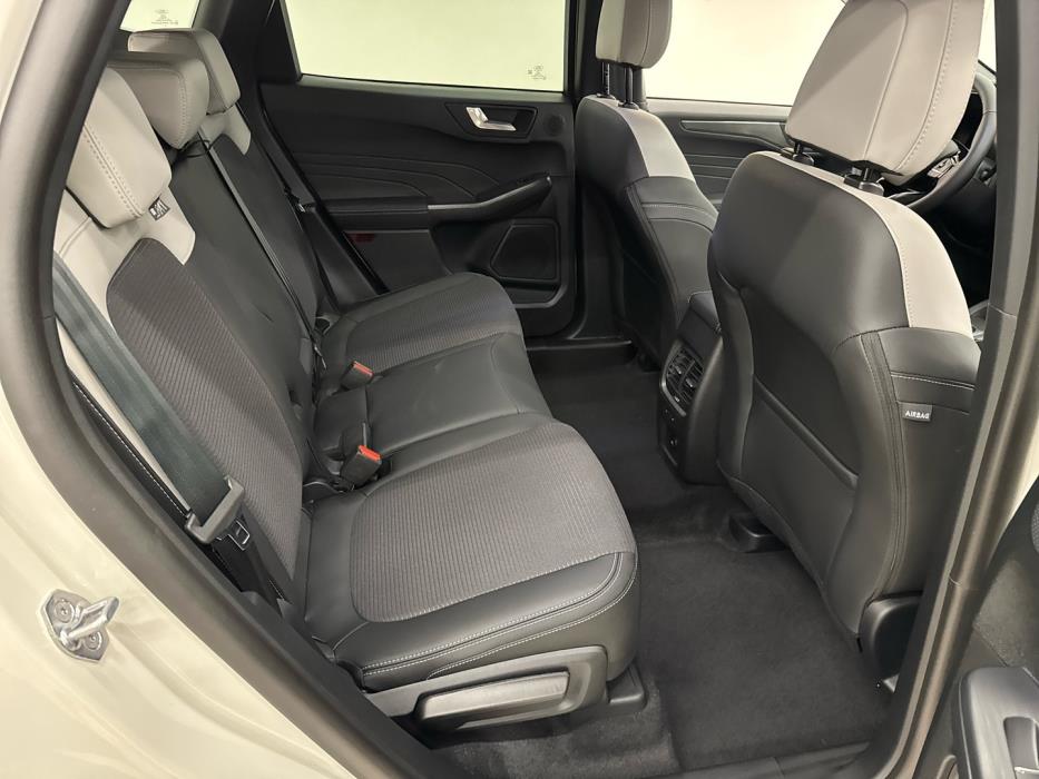 FORD Kuga 2026