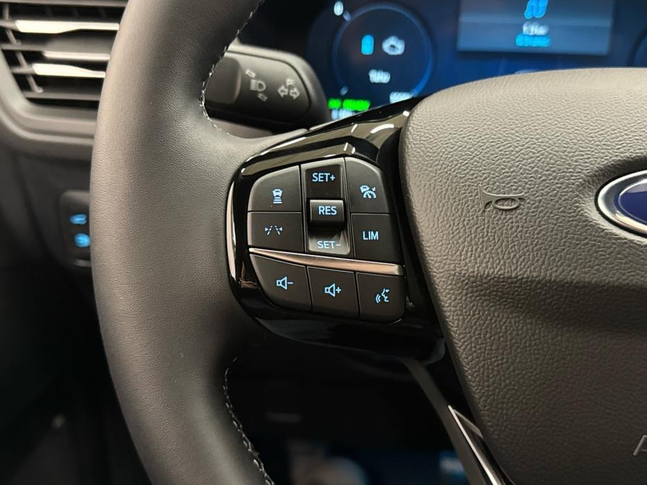 FORD Kuga 2026