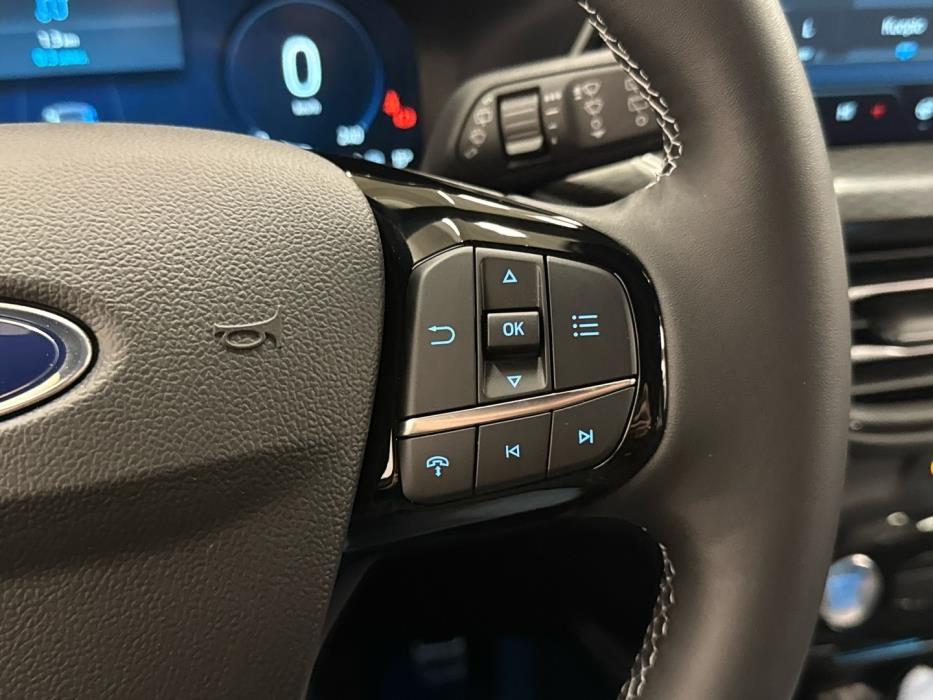 FORD Kuga 2026