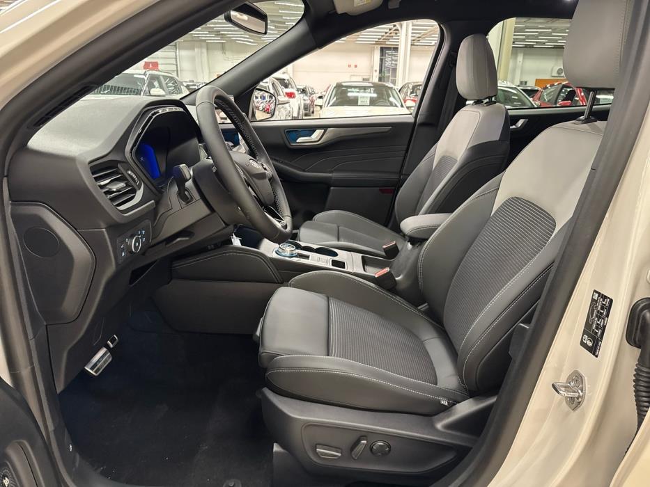 FORD Kuga 2026