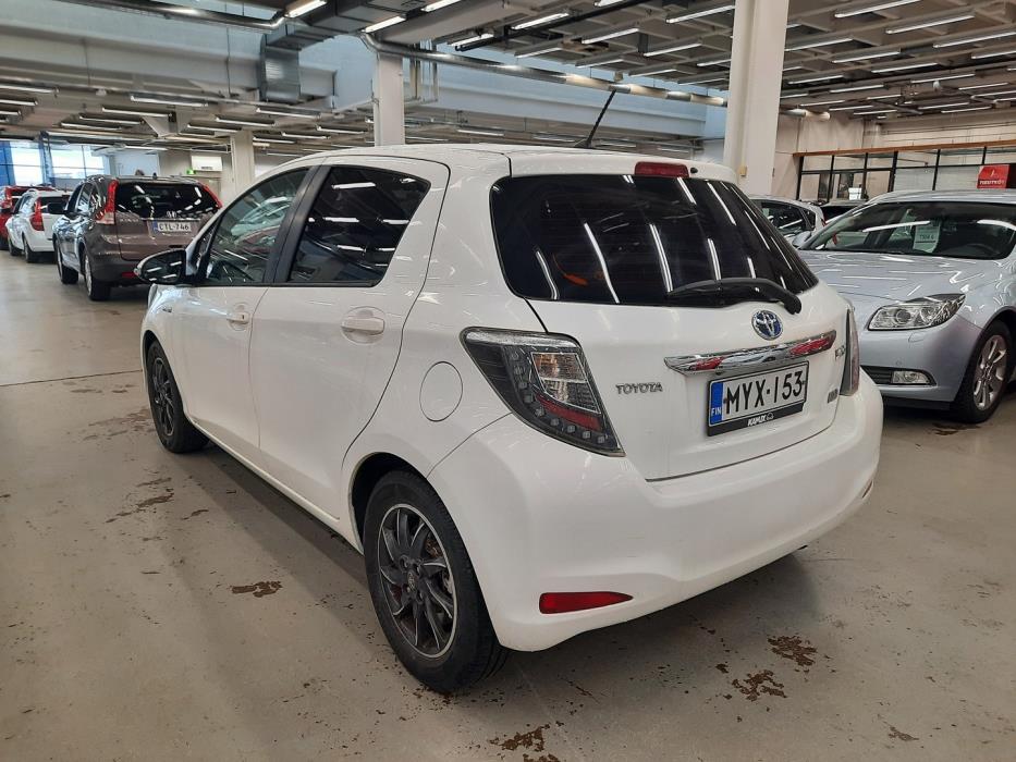 TOYOTA Yaris 2012