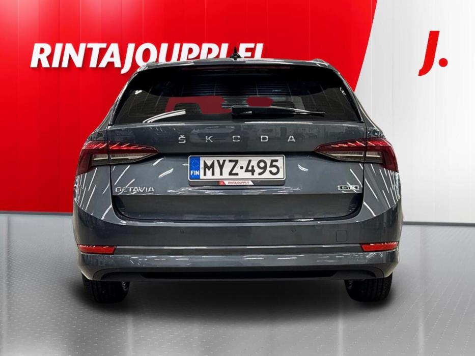 SKODA Octavia 2021