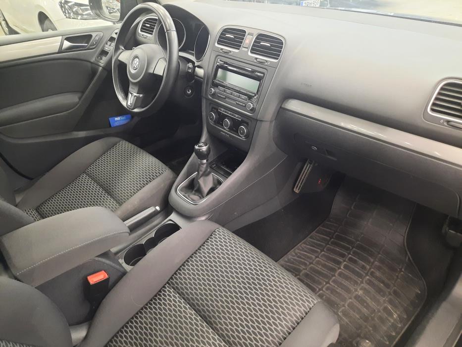 VOLKSWAGEN Golf 2011