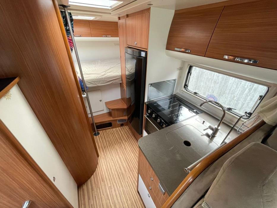 ADRIA Matrix Plus 680 SP 2012