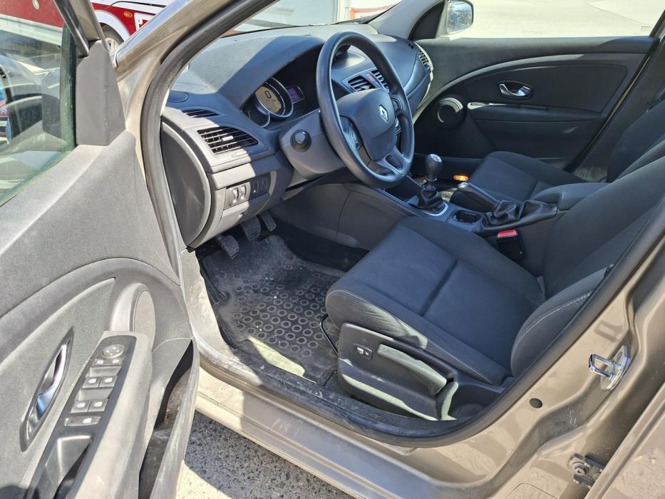 RENAULT Megane 2012