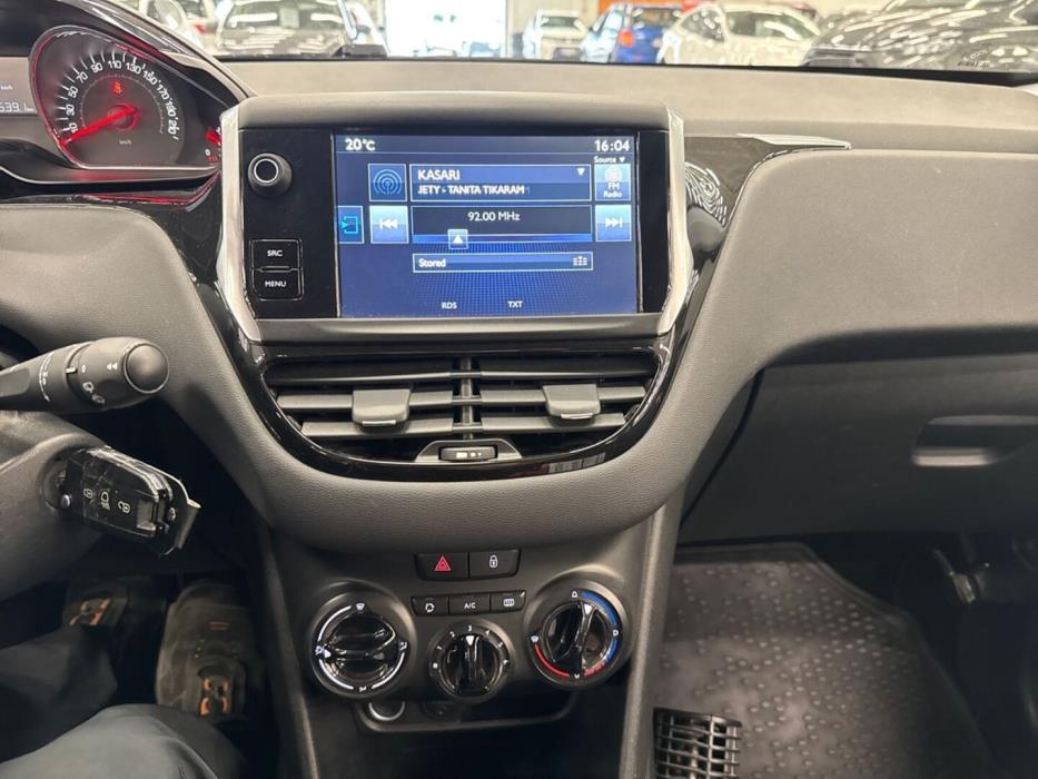 PEUGEOT 208 2014