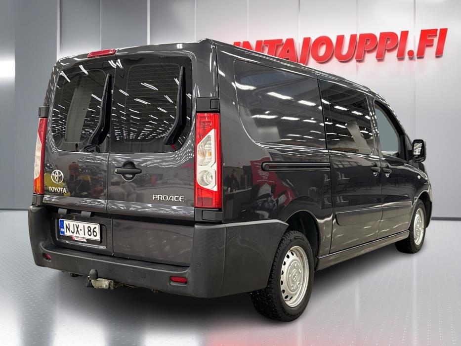 TOYOTA Proace 2015