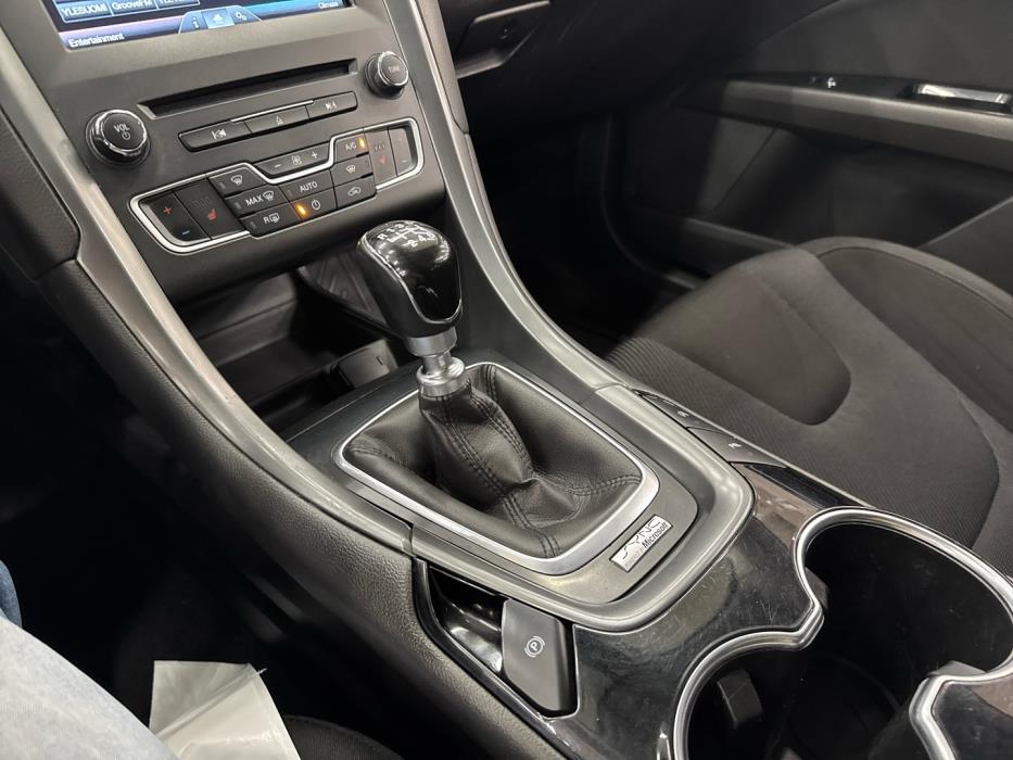 FORD Mondeo 2016