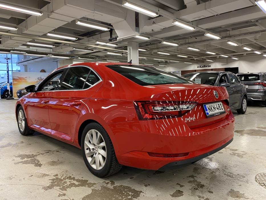 SKODA Superb 2016