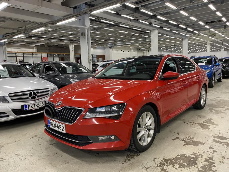 SKODA Superb 2016