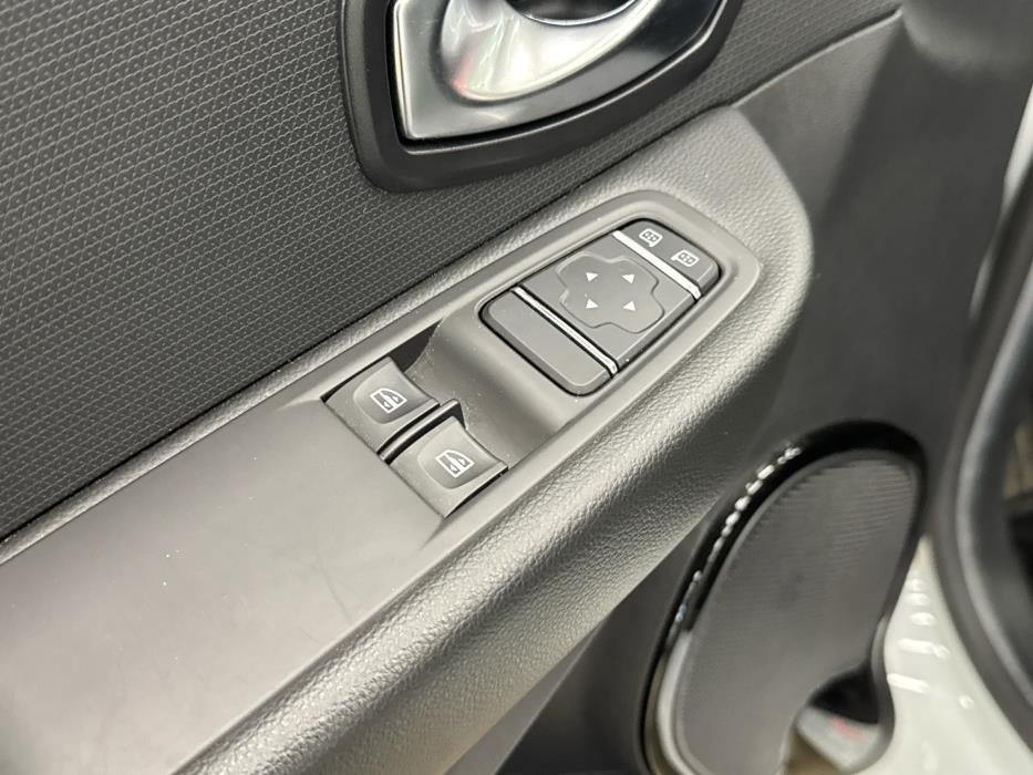 RENAULT Clio 2018