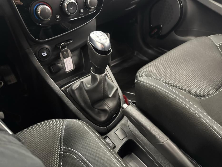 RENAULT Clio 2018
